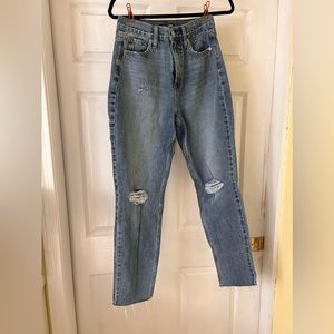 Mom jeans fashion nova